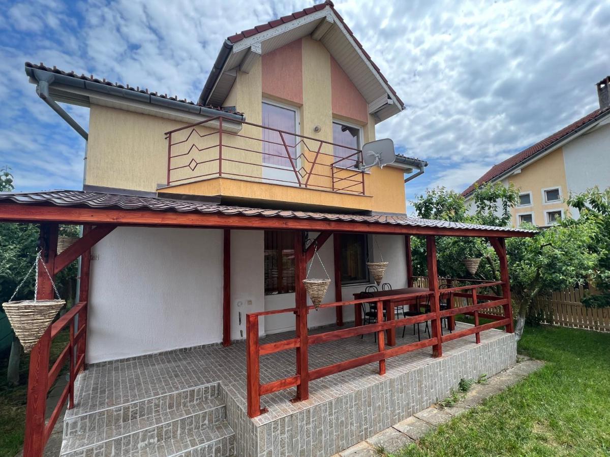 Casa Lv Villa Sura Mica ภายนอก รูปภาพ